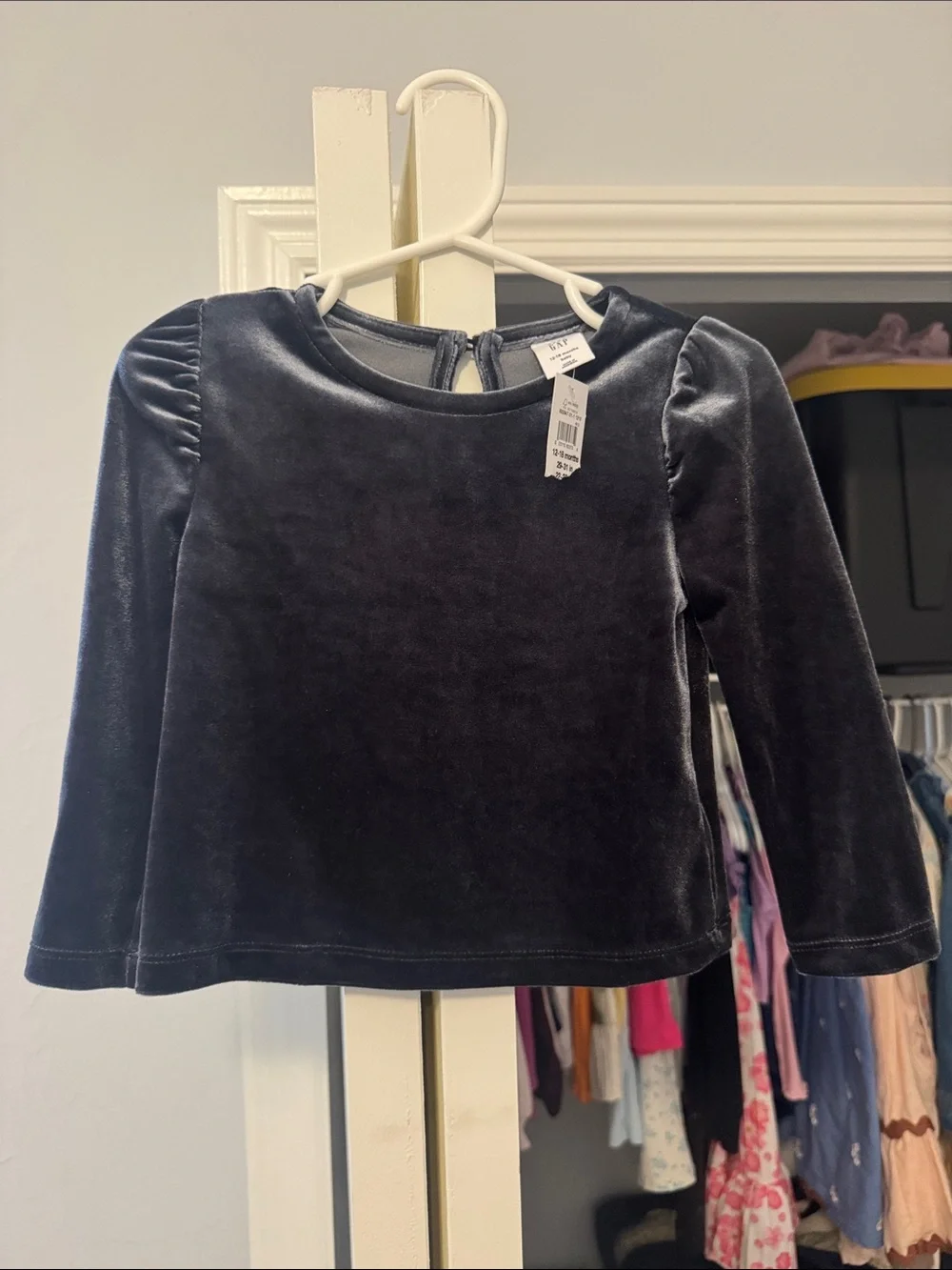 GAP Girls' Velvet Long-Sleeve Top - Charcoal